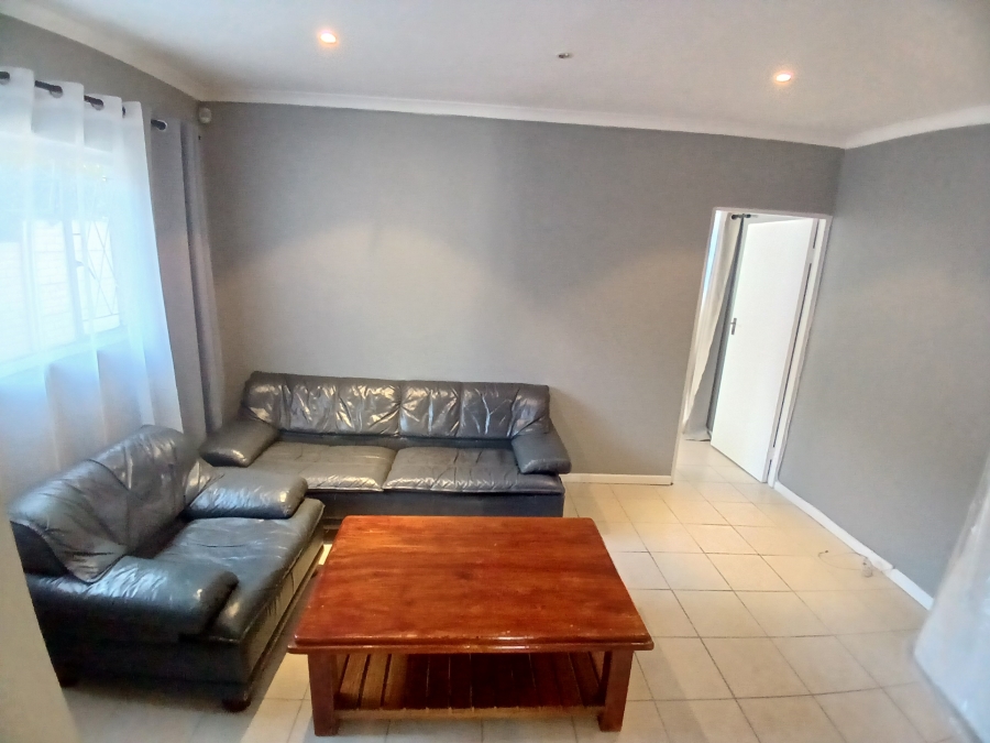 To Let 1 Bedroom Property for Rent in Miramar Eastern Cape